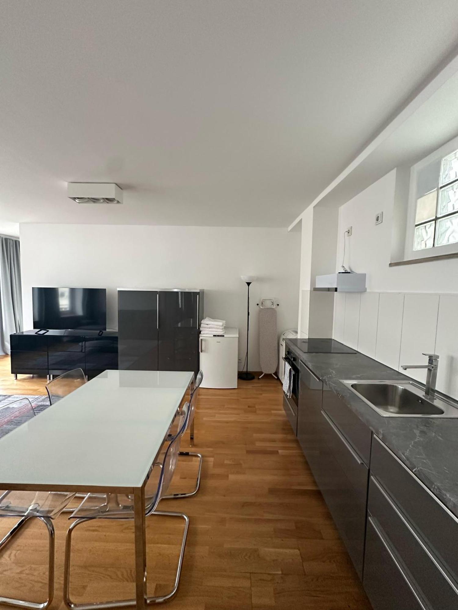 Al Nafurah Apartments Munich Extérieur photo