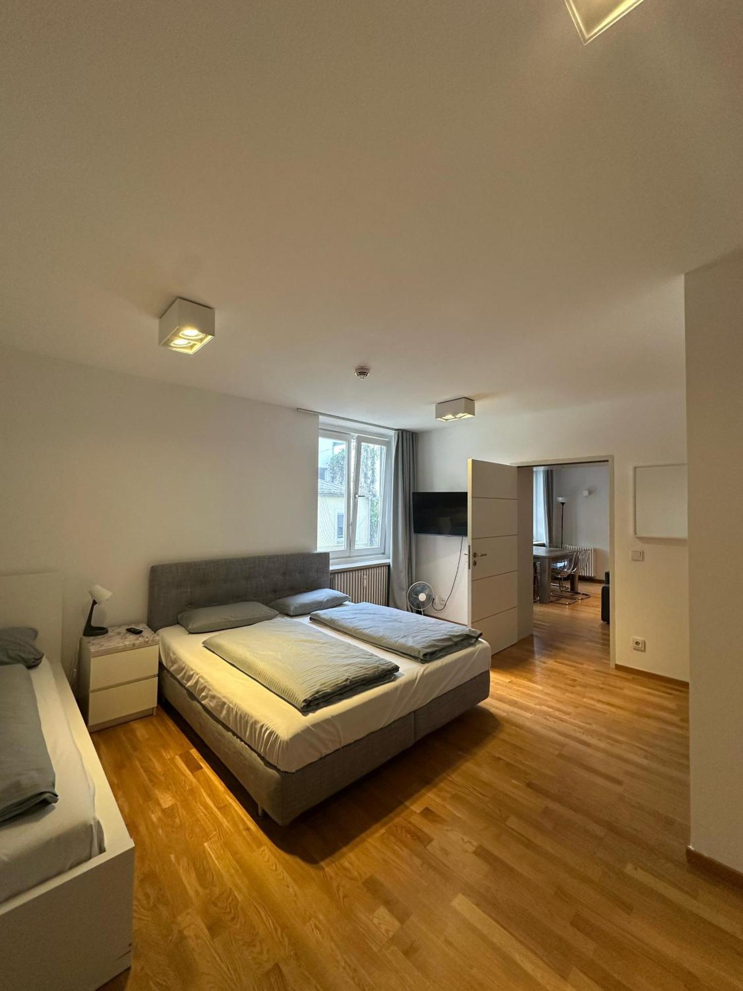 Al Nafurah Apartments Munich Extérieur photo