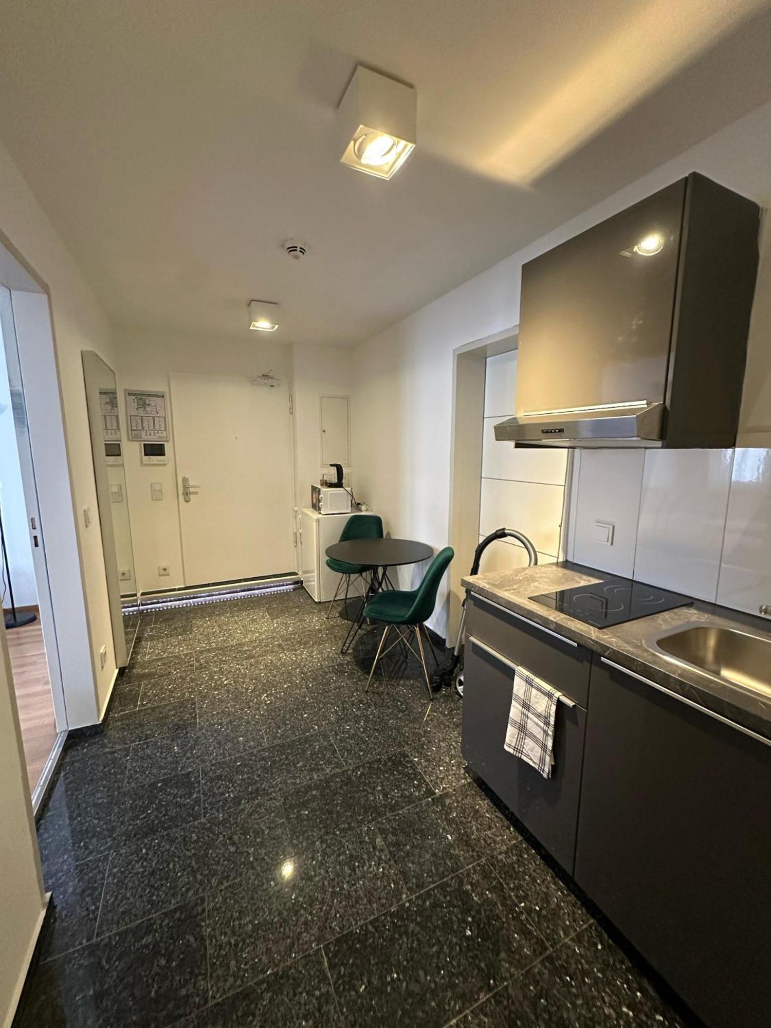 Al Nafurah Apartments Munich Extérieur photo