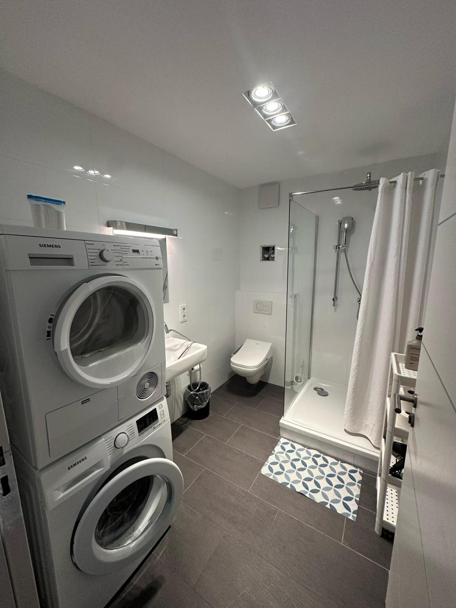 Al Nafurah Apartments Munich Extérieur photo